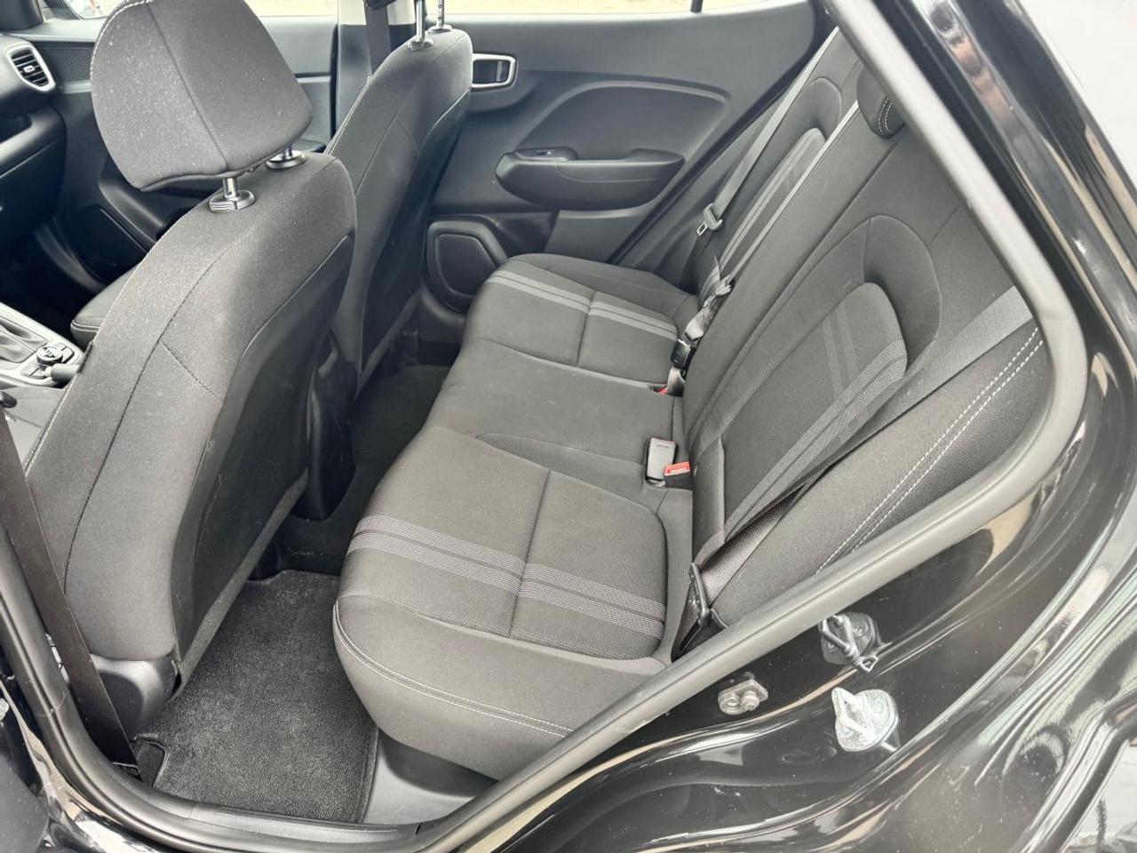 2025 Hyundai Venue Preferred IVT Photo