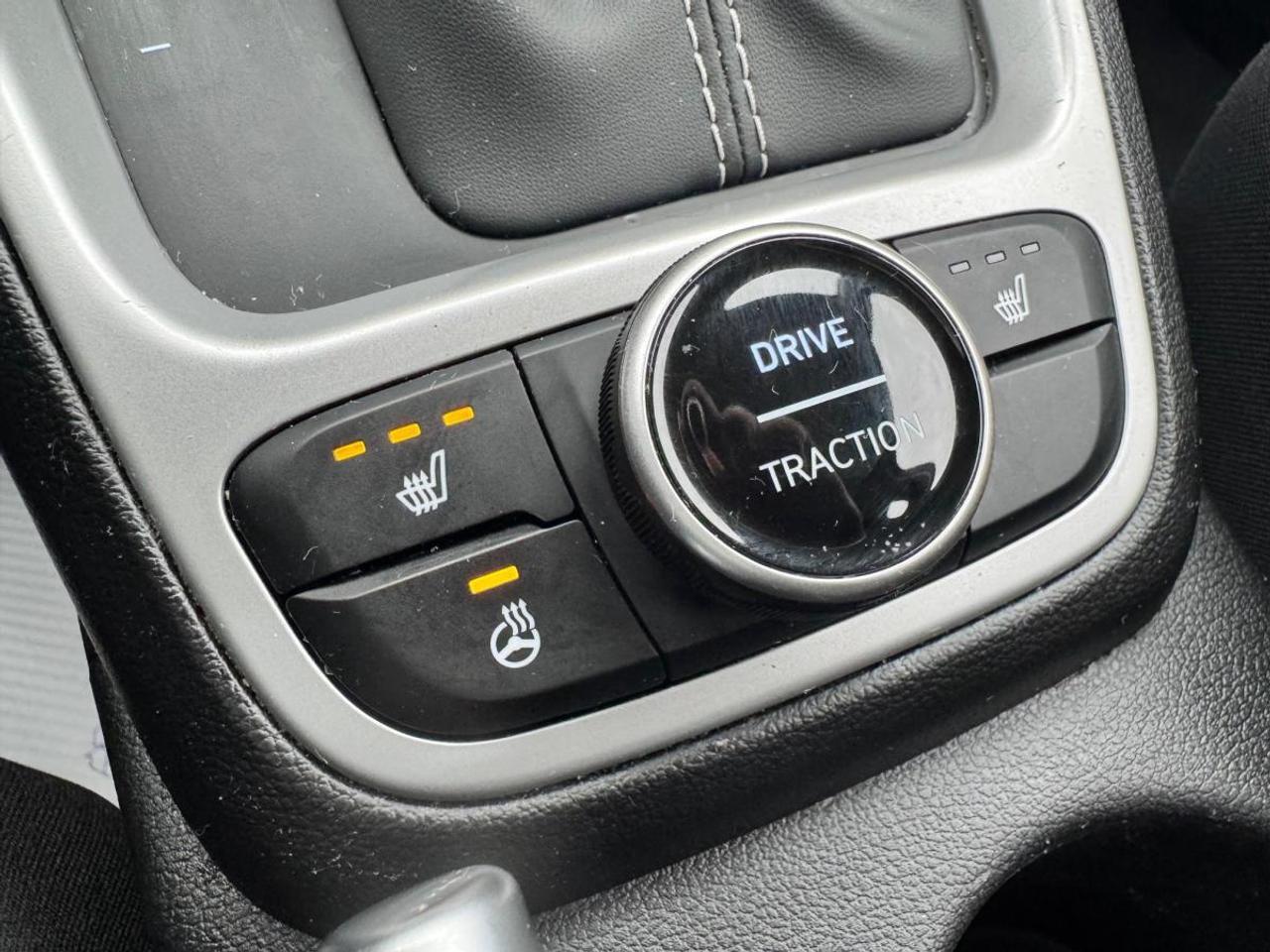 2025 Hyundai Venue Preferred IVT Photo