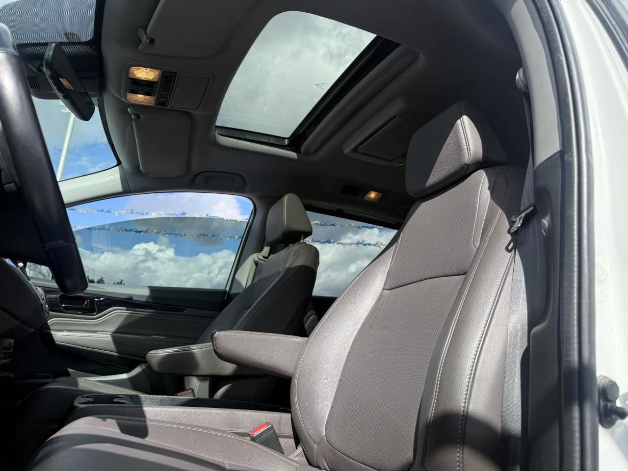 2020 Honda Odyssey Touring Photo