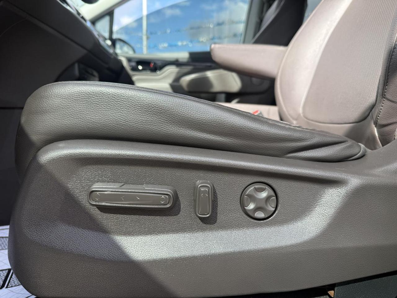 2020 Honda Odyssey Touring Photo