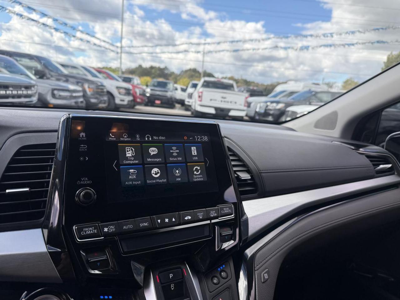 2020 Honda Odyssey Touring Photo