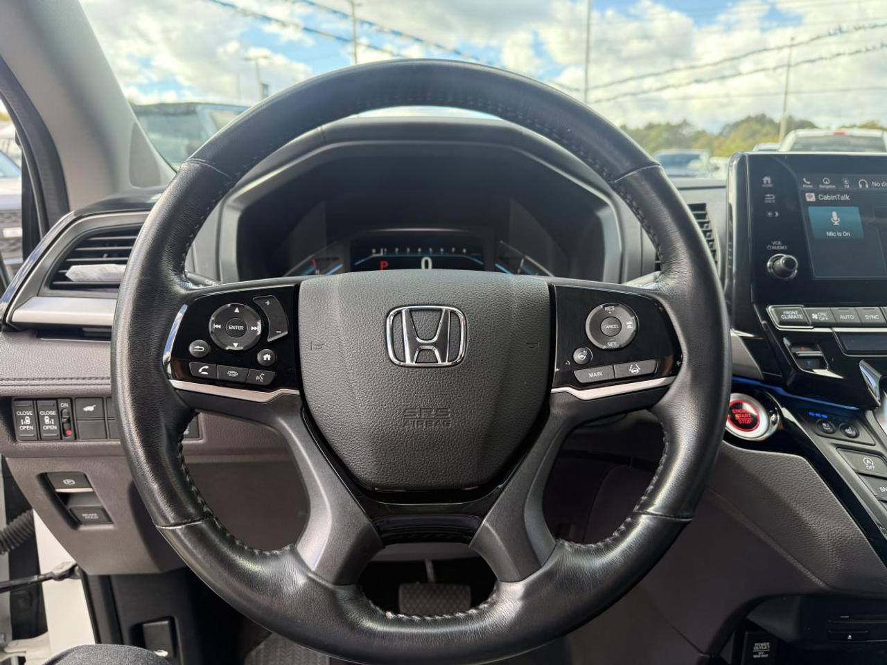 2020 Honda Odyssey Touring Photo