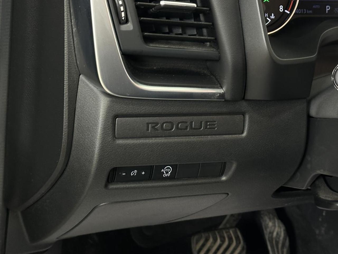 2024 Nissan Rogue S/AWD/33KM/OFF NISSAN LEASE! Photo