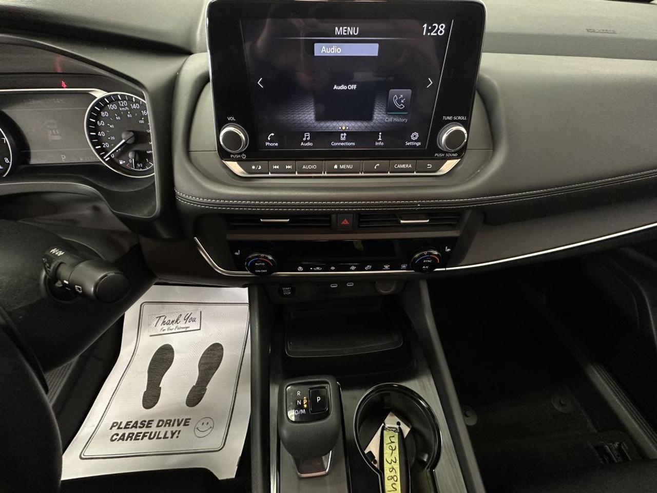 2024 Nissan Rogue S/AWD/33KM/OFF NISSAN LEASE! Photo