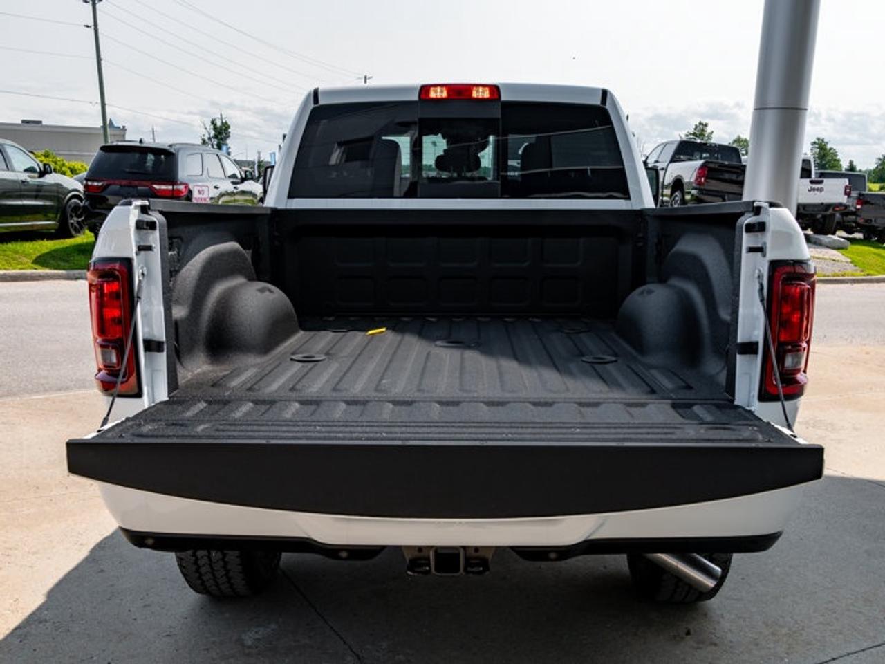2026 RAM 2500 Black Express Photo