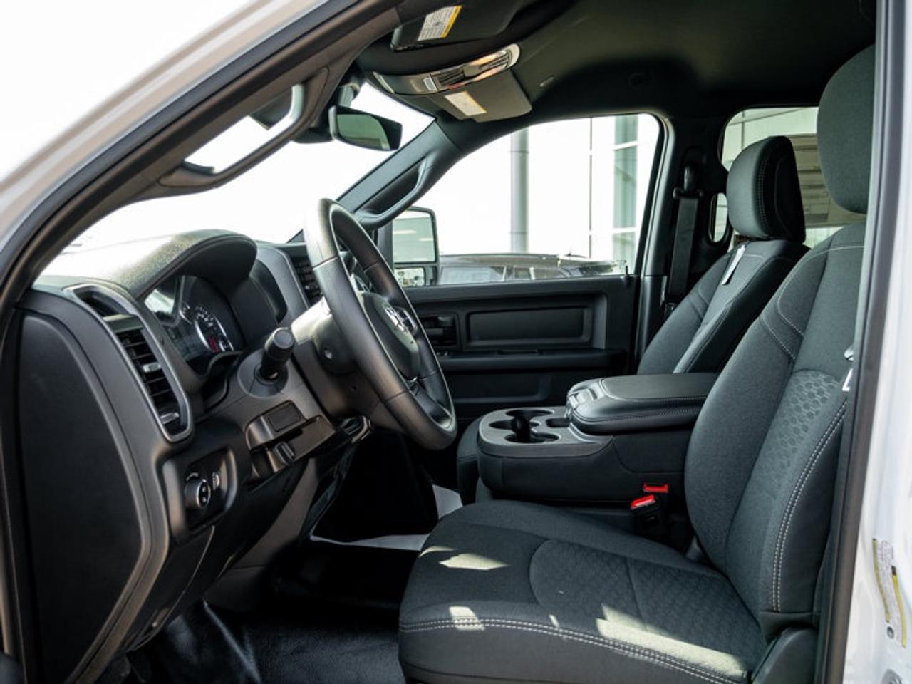 2026 RAM 2500 Black Express Photo