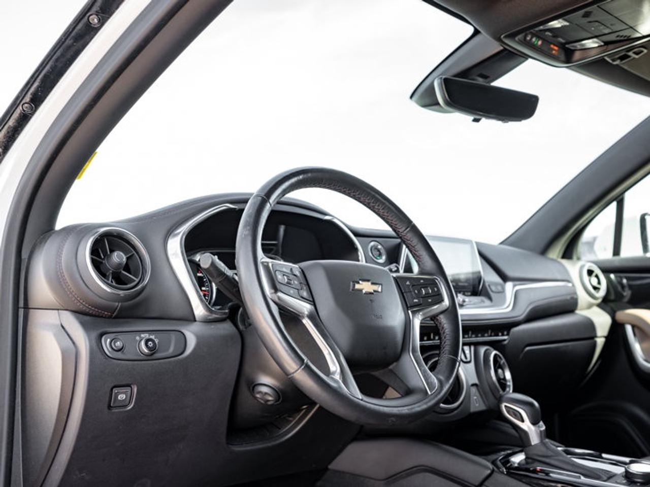 2022 Chevrolet Blazer Premier Photo