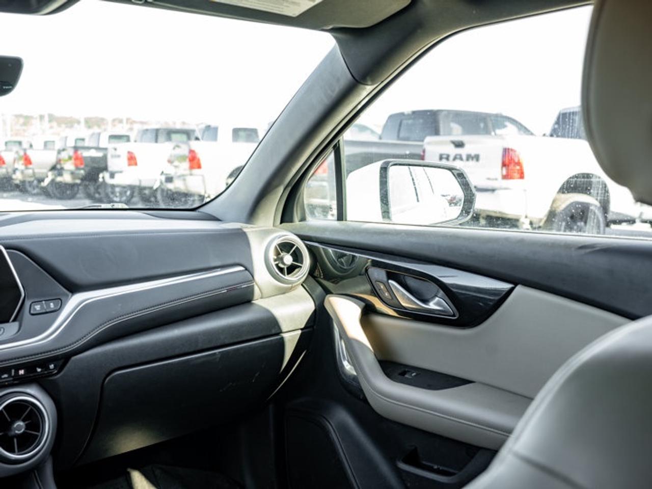 2022 Chevrolet Blazer Premier Photo