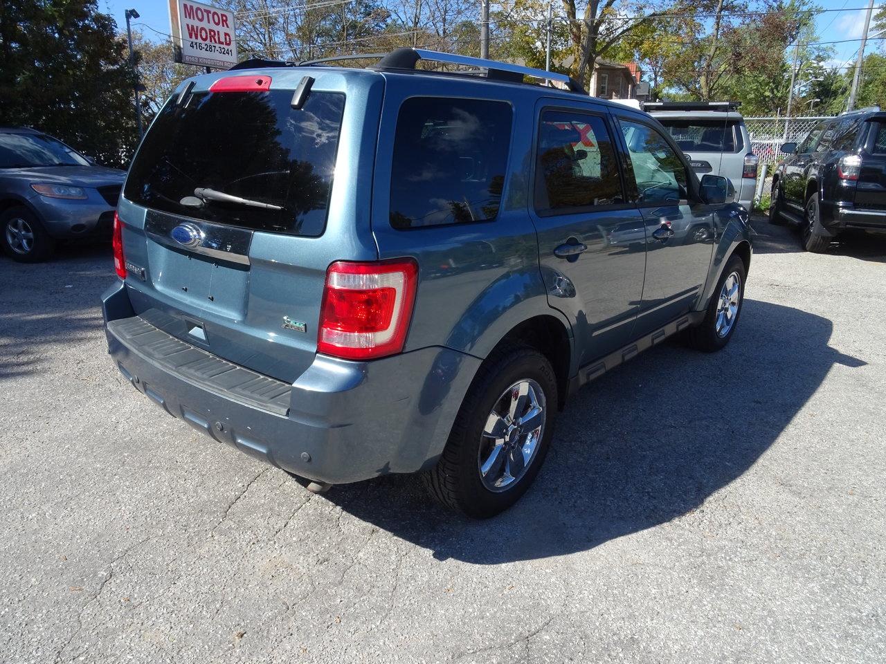 2011 Ford Escape Limited Photo