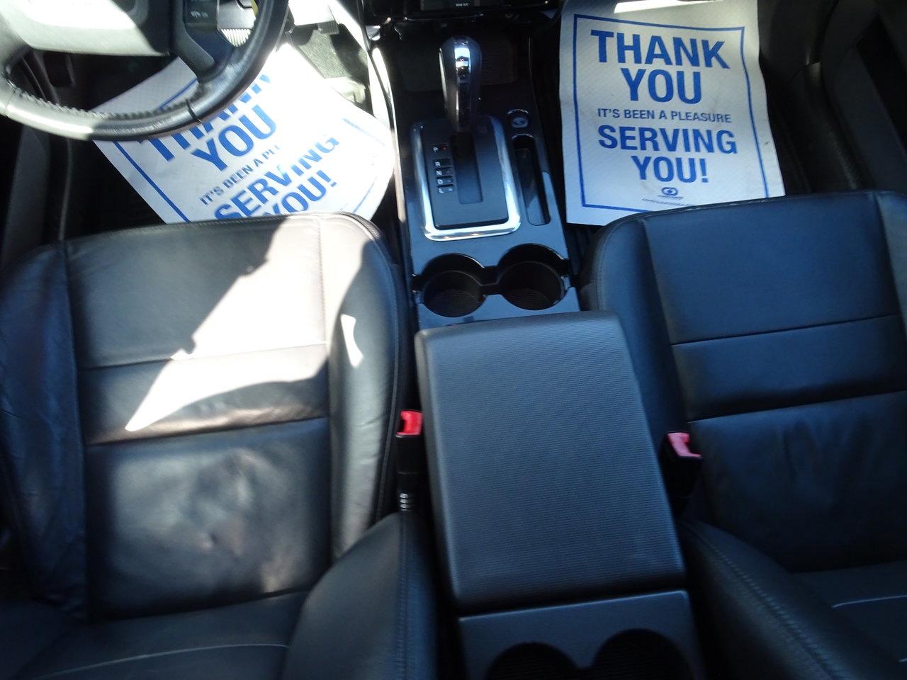 2011 Ford Escape Limited Photo