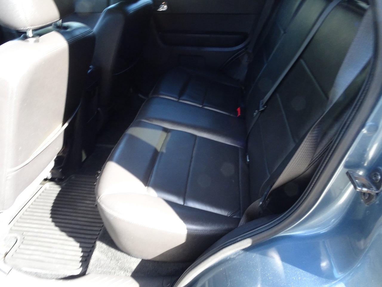 2011 Ford Escape Limited Photo
