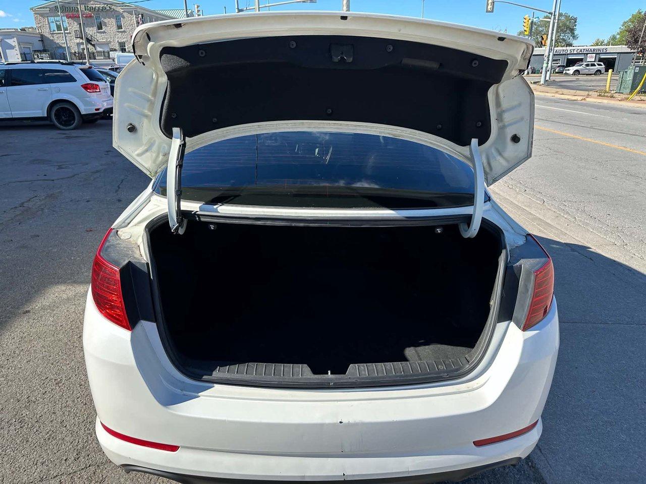 2013 Kia Optima  Photo