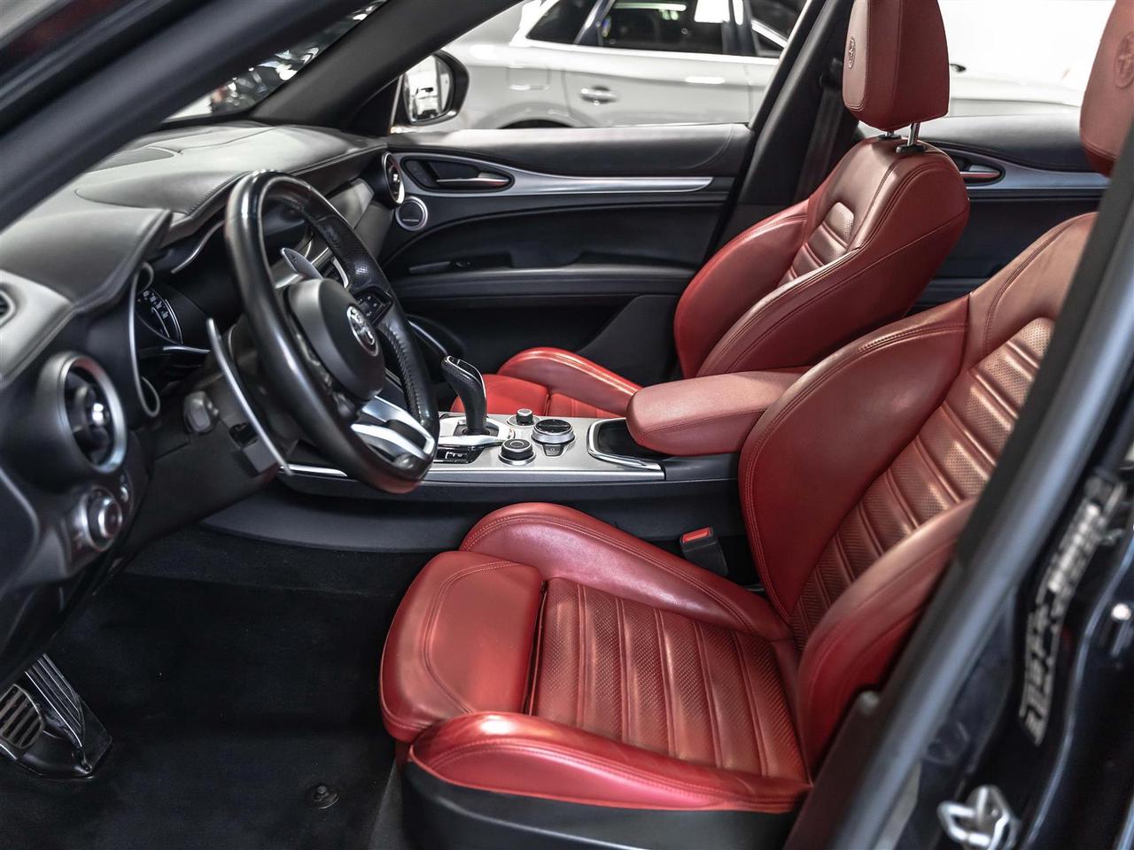 2023 Alfa Romeo Stelvio Veloce|Adaptive Cruise|21inch Wheels|Harman Kardon Sound Photo
