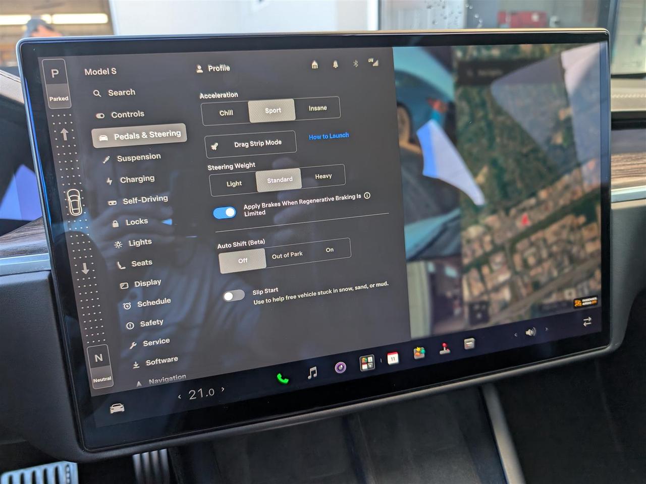 2022 Tesla Model S AWD - YOKE STEERING Photo