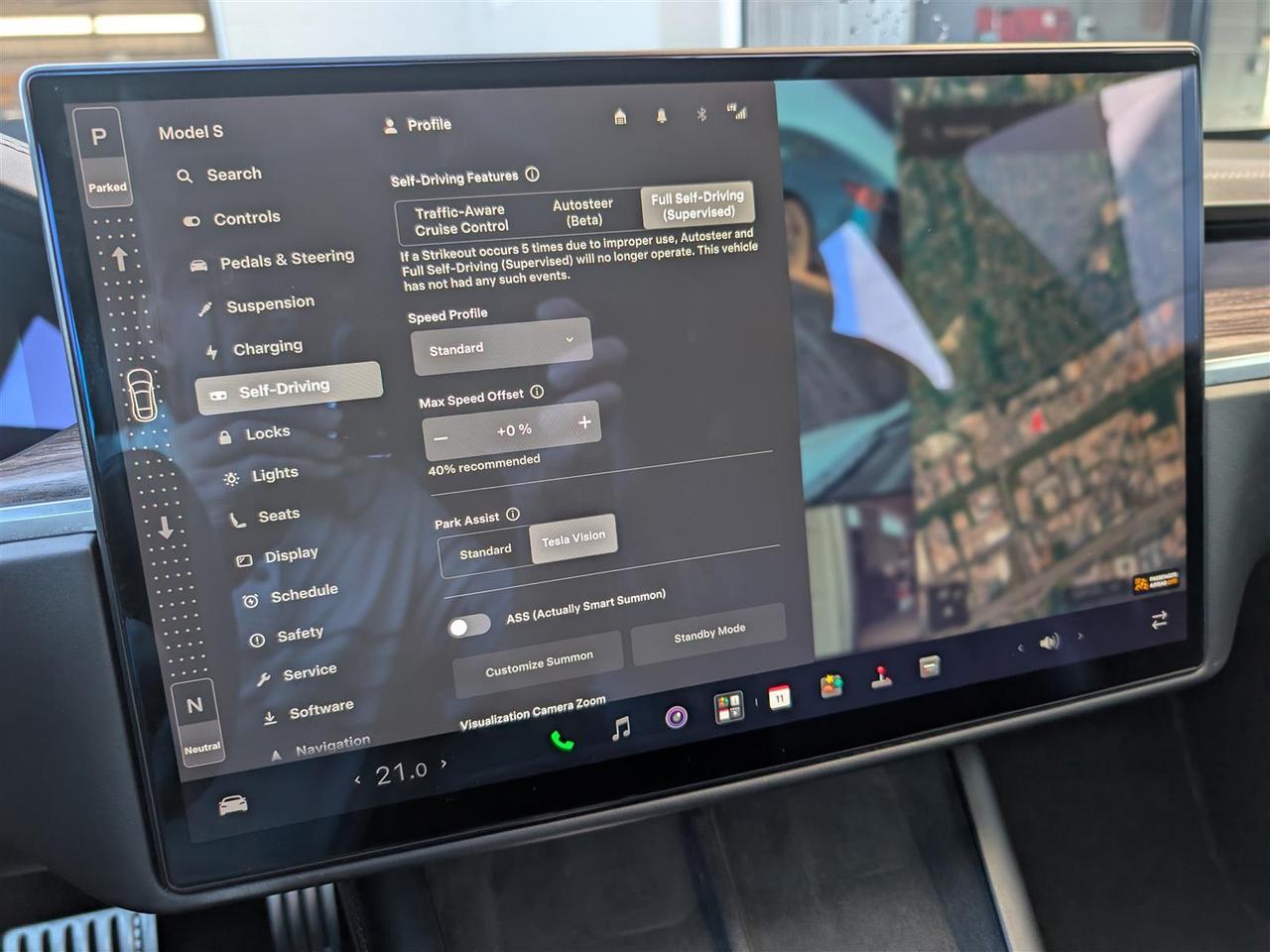 2022 Tesla Model S AWD - YOKE STEERING Photo
