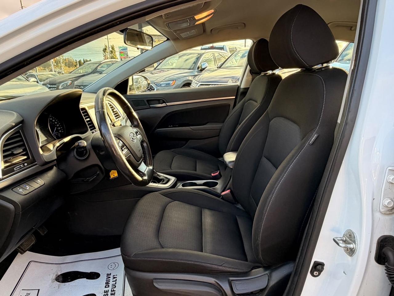 2017 Hyundai Elantra GL Photo
