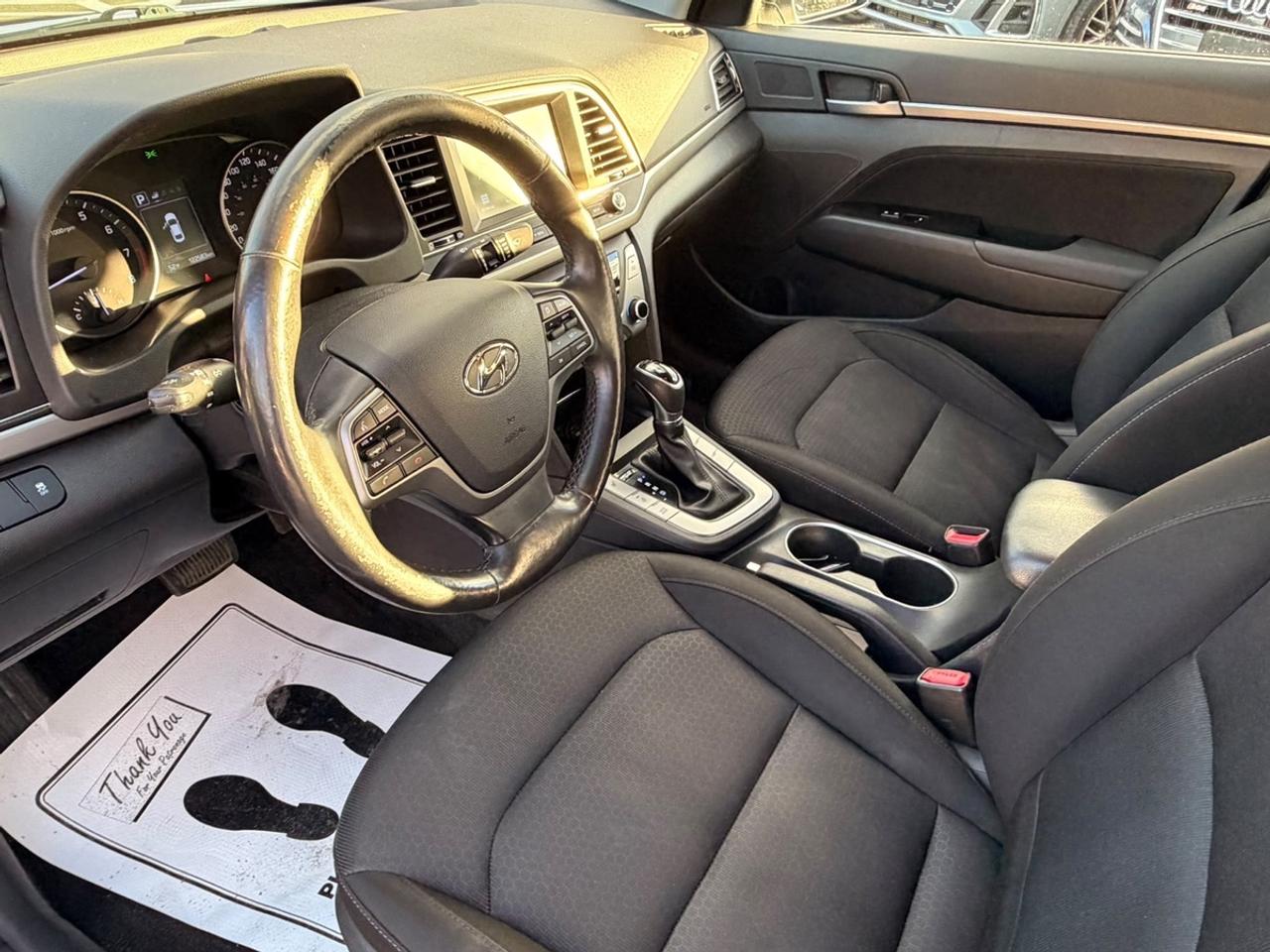 2017 Hyundai Elantra GL Photo