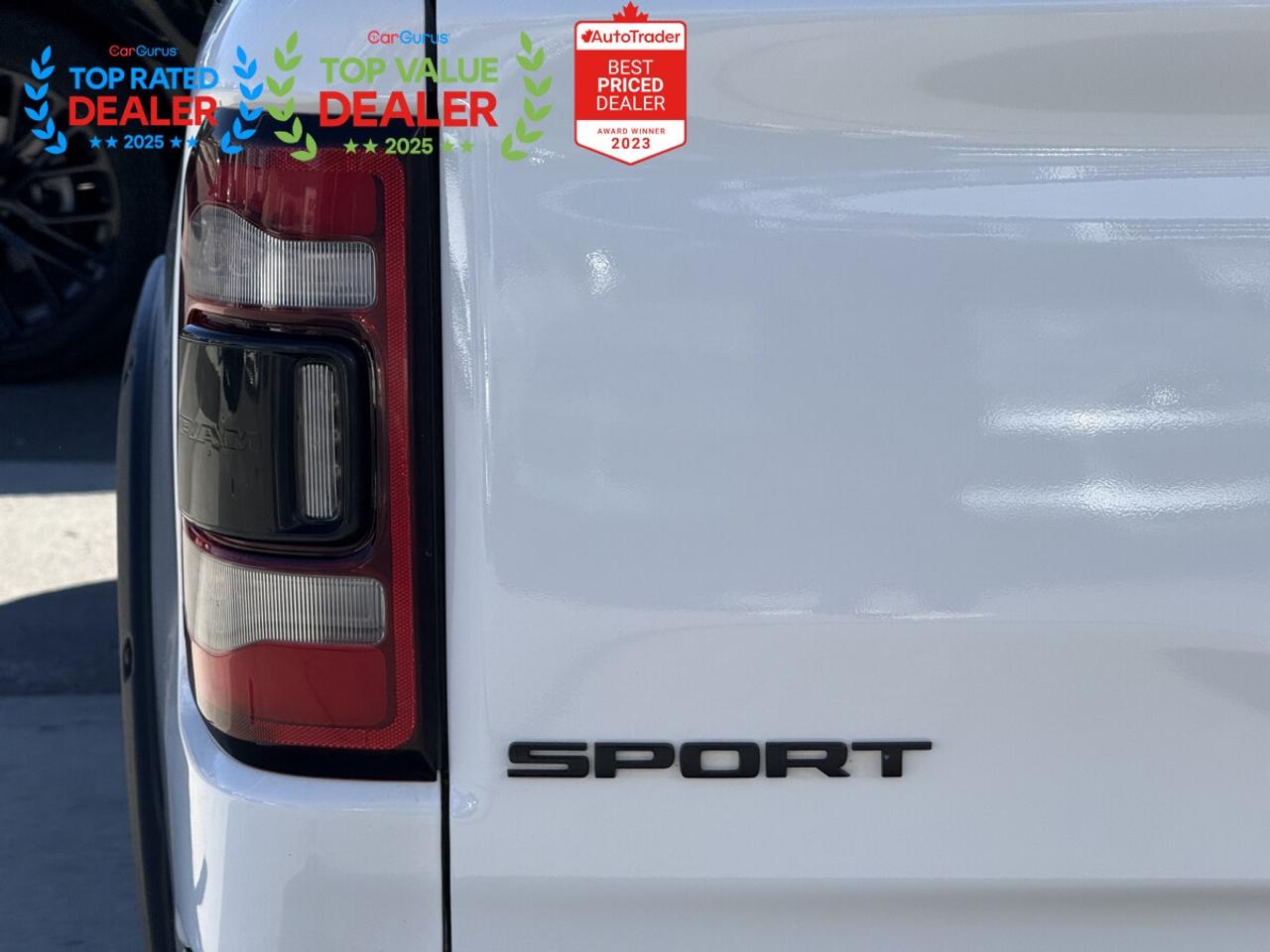 2022 RAM 1500 SPORT | REMOTE START | ALPINE SOUND | LEATHER | REAR CAMERA | LIKE NEW Photo