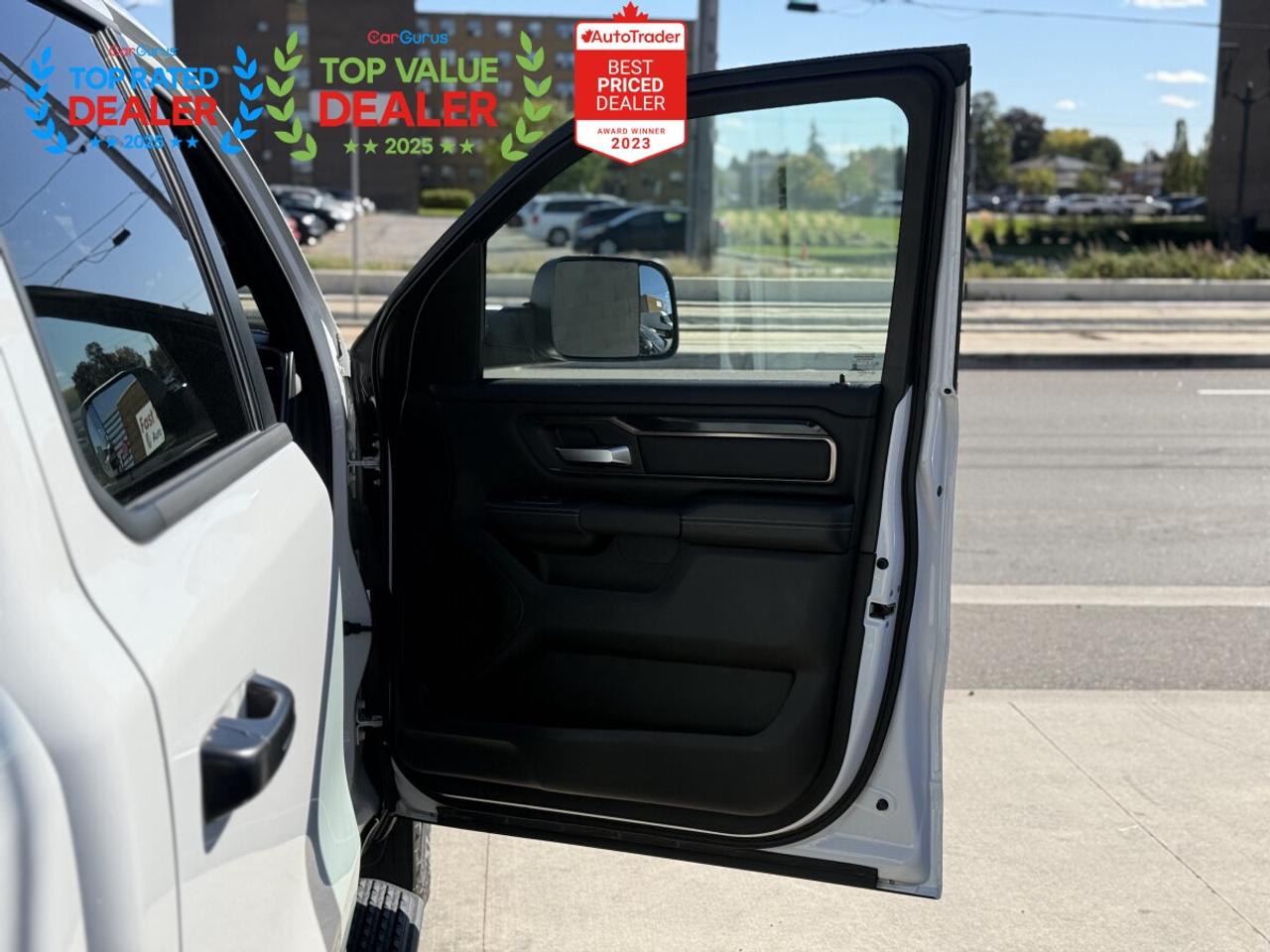 2022 RAM 1500 SPORT | REMOTE START | ALPINE SOUND | LEATHER | REAR CAMERA | LIKE NEW Photo