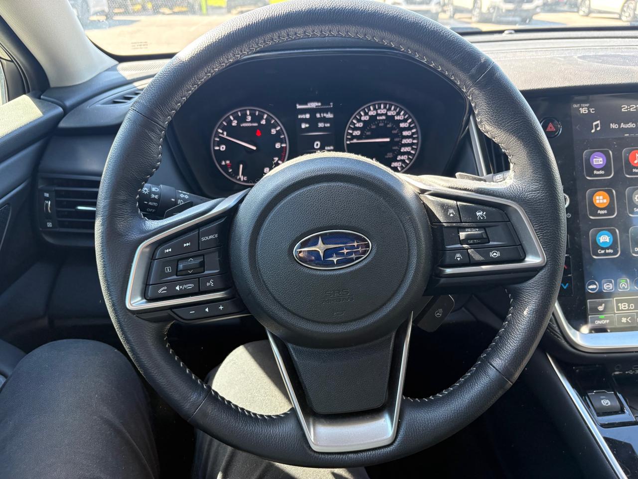 2025 Subaru Outback Touring NO ACCIDENTS!! LOW KMS!! Photo