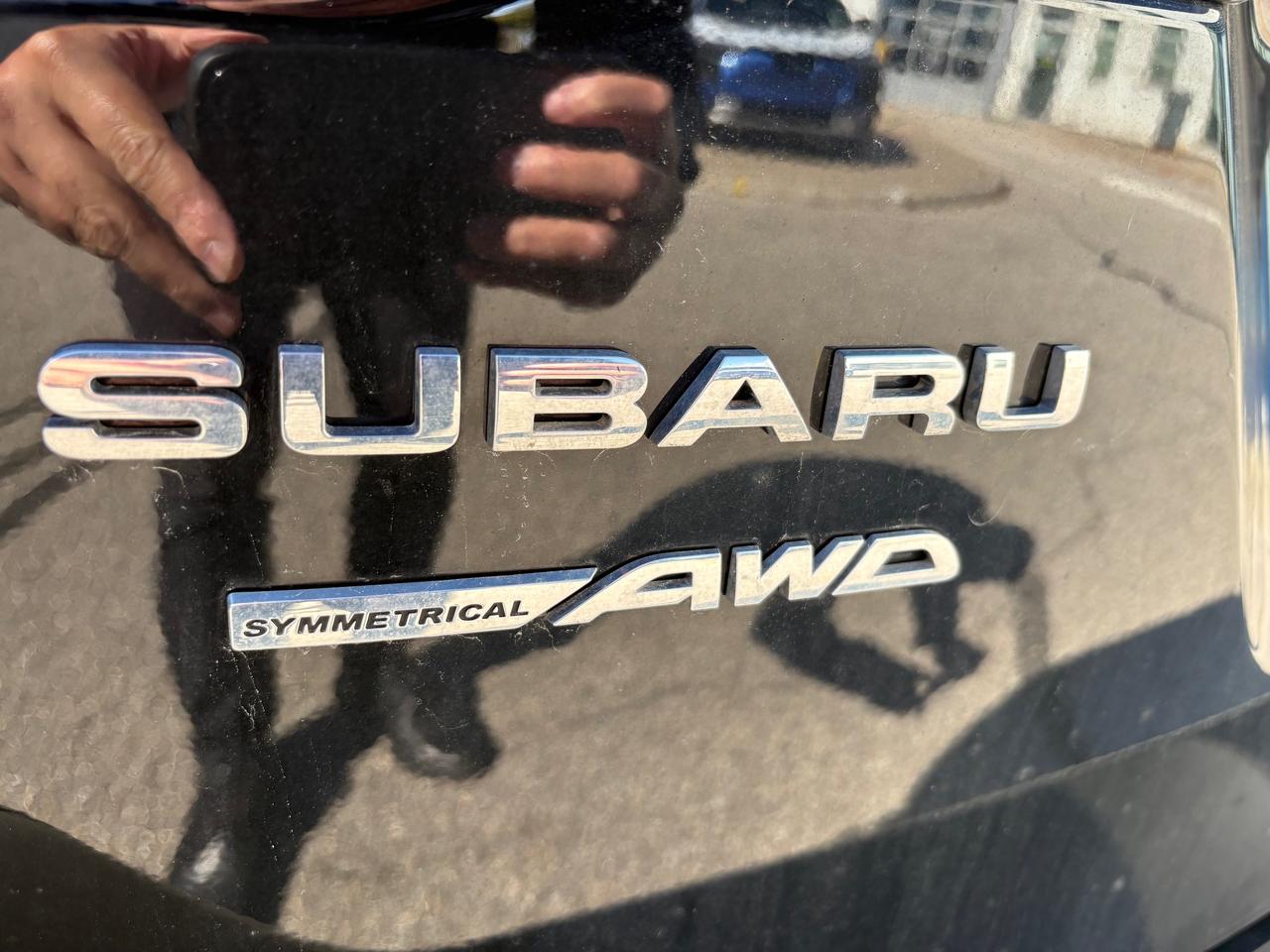 2025 Subaru Outback Touring NO ACCIDENTS!! LOW KMS!! Photo