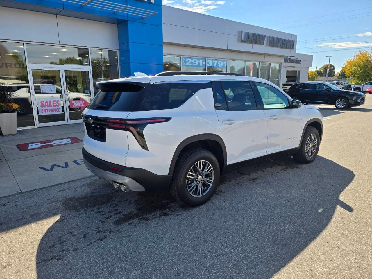 2027 Chevrolet Traverse AWD 4dr LT Photo