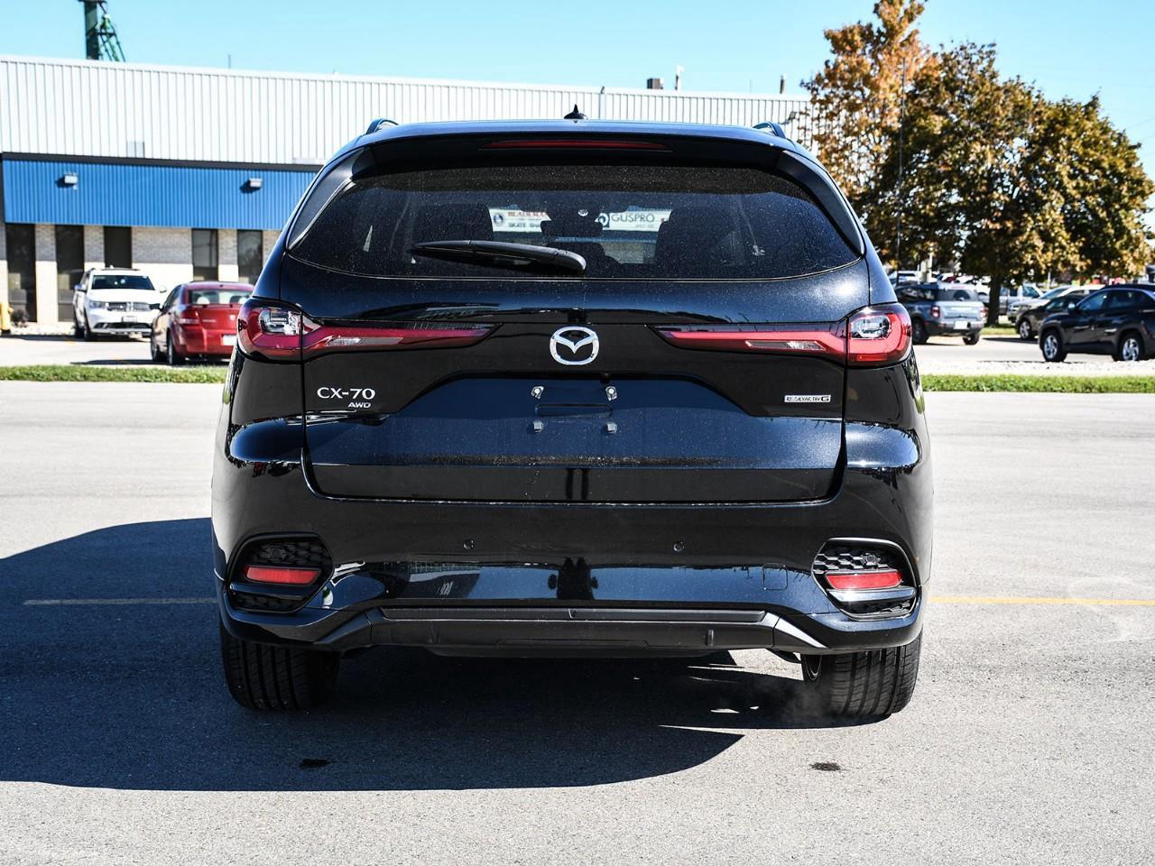 2025 Mazda CX-70 MHEV 2025 Mazda CX-70 GT AWD | Leather Heated Seats | Heated Steering Wheel | Panoramic Moonroof | 360° Camera | Blind Spot Monitoring | Power Liftgate | Daily Rental Photo4