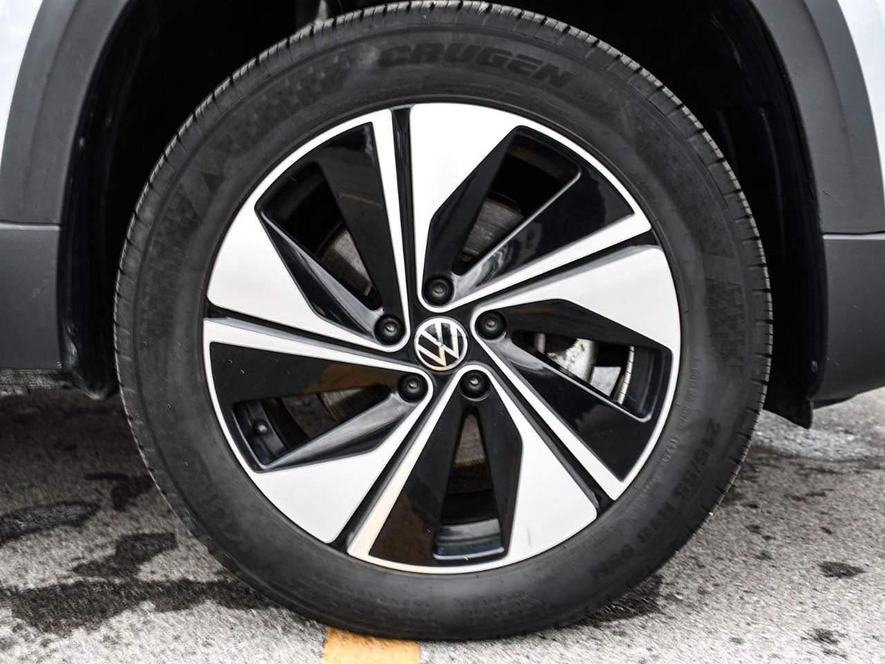 2025 Volkswagen Taos 2025 Volkswagen Taos Comfortline AWD | Heated Front Seats | Heated Steering Wheel | Remote Start | 4MOTION All-Wheel Drive | Former Daily Rental. Photo