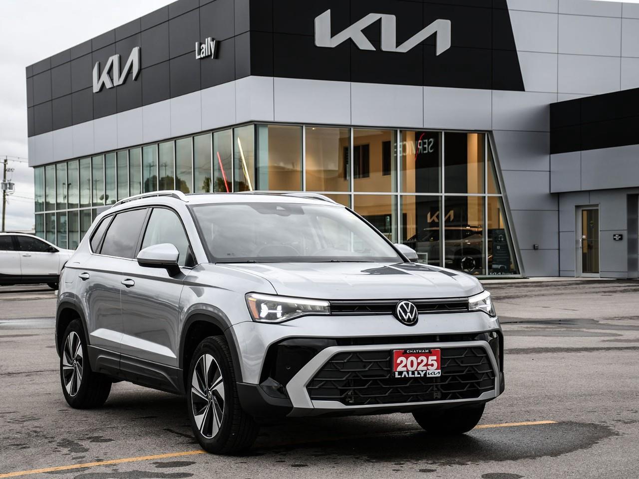2025 Volkswagen Taos 2025 Volkswagen Taos Comfortline AWD | Heated Front Seats | Heated Steering Wheel | Remote Start | 4MOTION All-Wheel Drive | Former Daily Rental. Photo