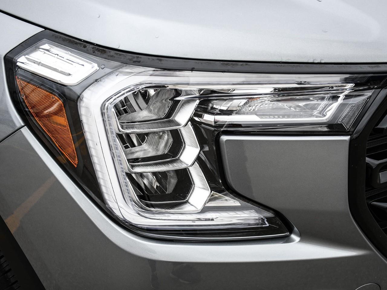 2024 GMC Terrain 2023 GMC Terrain SLE AWD | Elevation Package | Heated Front Seats | Adaptive Cruise Control | Blind Spot Monitoring Photo