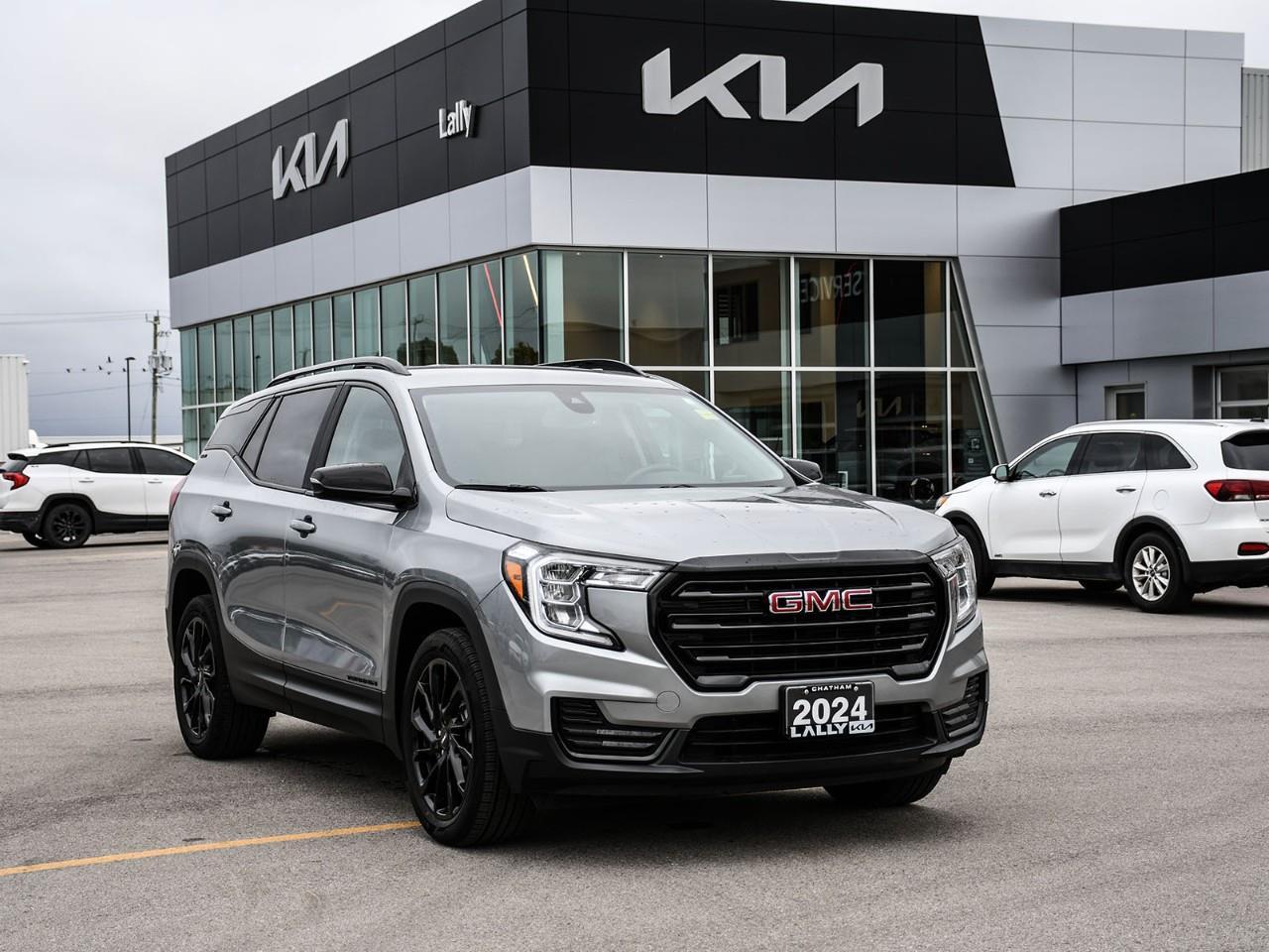 2024 GMC Terrain 2023 GMC Terrain SLE AWD | Elevation Package | Heated Front Seats | Adaptive Cruise Control | Blind Spot Monitoring Photo