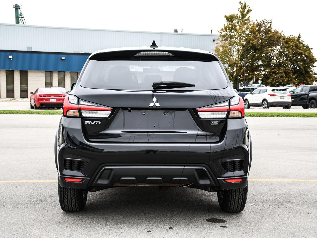 2024 Mitsubishi RVR 2024 Mitsubishi RVR SE 4WD | Heated Front Seats | Blind Spot Monitoring | Rearview Camera | Four-Wheel Drive | Former Daily Rental Photo4