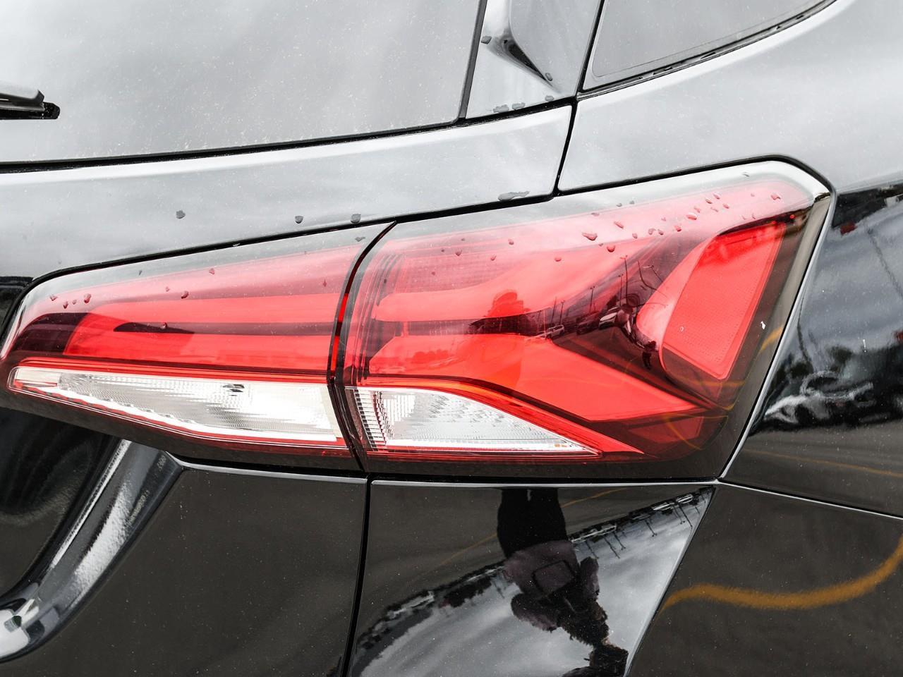 2022 Chevrolet Equinox 2022 Chevrolet Equinox RS AWD | RS Sport Styling | Heated Front Seats | Power Moonroof | Heated Steering Wheel | All-Wheel Drive. Photo