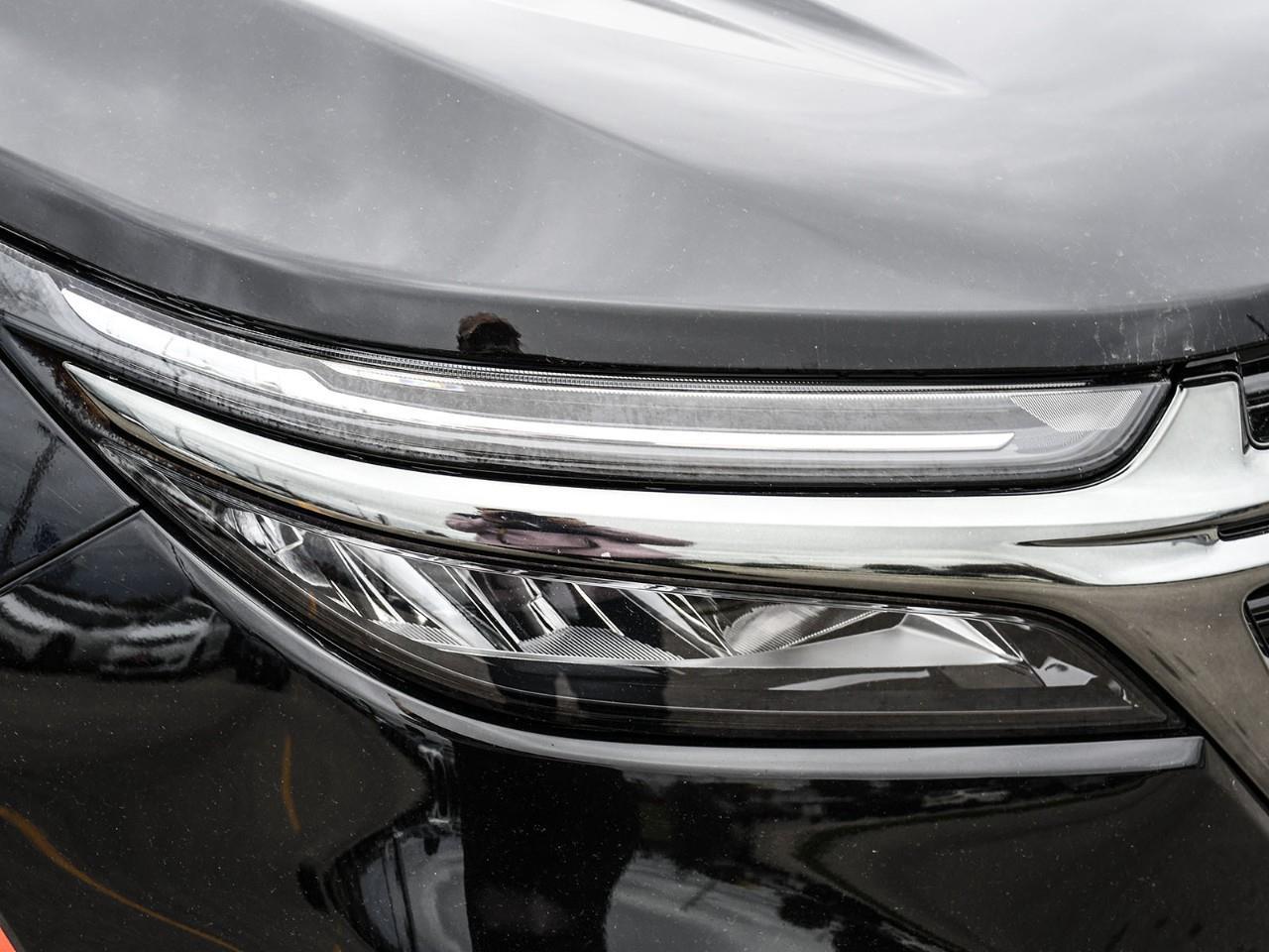 2022 Chevrolet Equinox 2022 Chevrolet Equinox RS AWD | RS Sport Styling | Heated Front Seats | Power Moonroof | Heated Steering Wheel | All-Wheel Drive. Photo