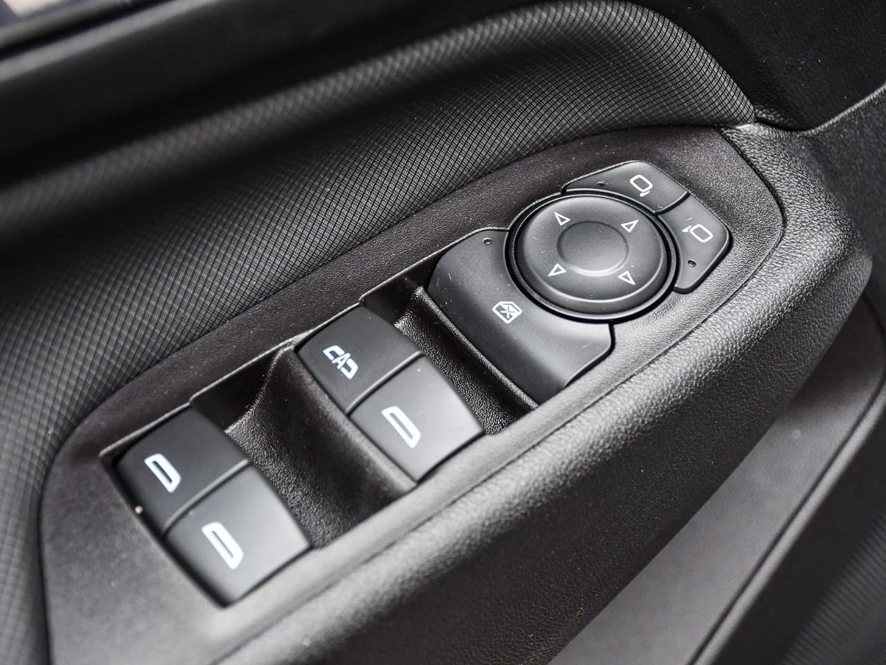 2022 Chevrolet Equinox 2022 Chevrolet Equinox RS AWD | RS Sport Styling | Heated Front Seats | Power Moonroof | Heated Steering Wheel | All-Wheel Drive. Photo
