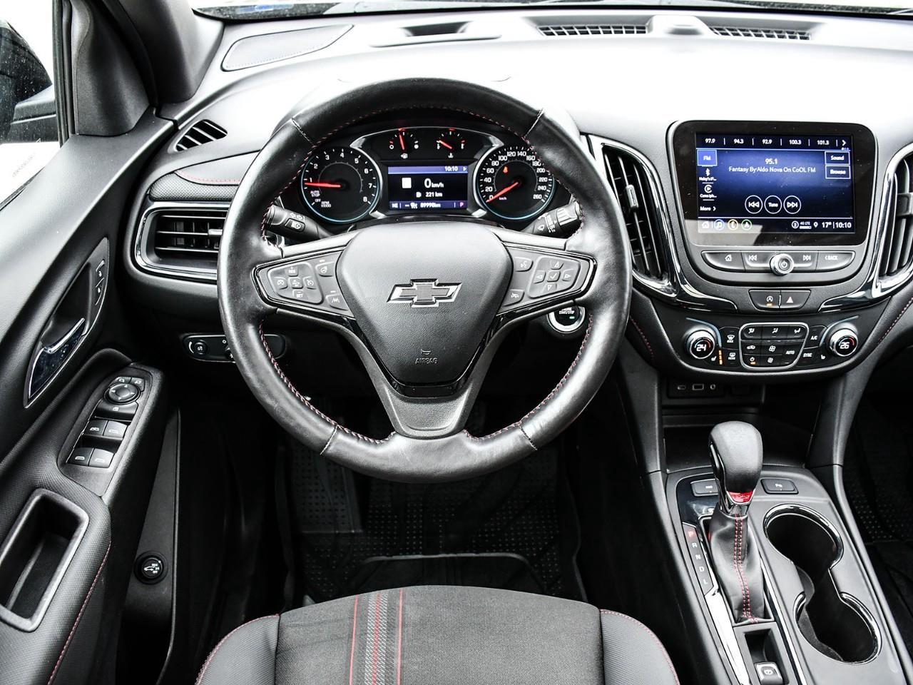 2022 Chevrolet Equinox 2022 Chevrolet Equinox RS AWD | RS Sport Styling | Heated Front Seats | Power Moonroof | Heated Steering Wheel | All-Wheel Drive. Photo