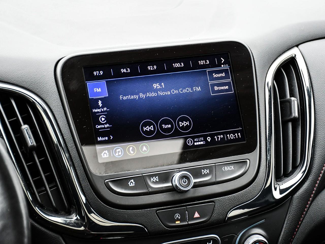 2022 Chevrolet Equinox 2022 Chevrolet Equinox RS AWD | RS Sport Styling | Heated Front Seats | Power Moonroof | Heated Steering Wheel | All-Wheel Drive. Photo