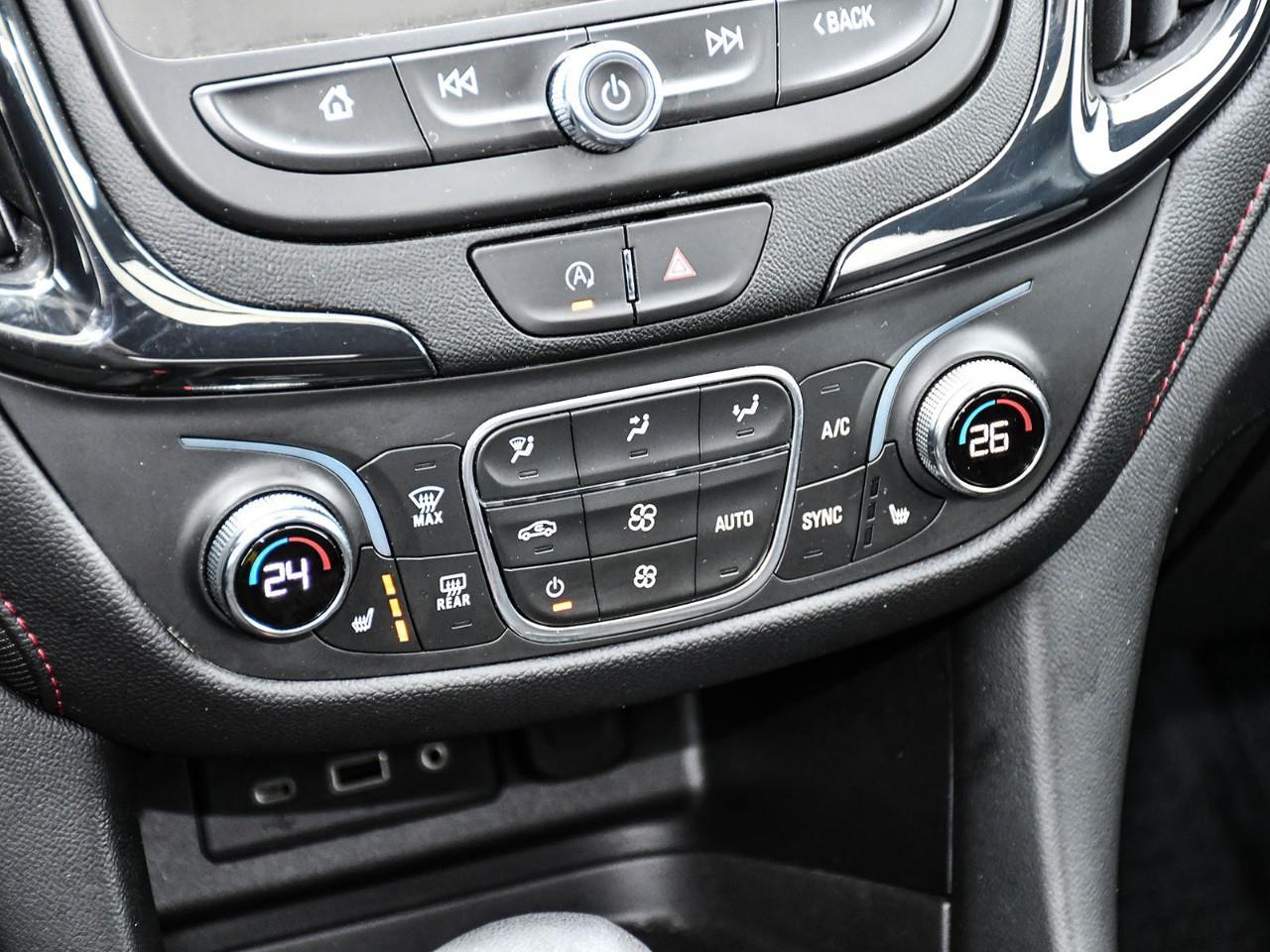 2022 Chevrolet Equinox 2022 Chevrolet Equinox RS AWD | RS Sport Styling | Heated Front Seats | Power Moonroof | Heated Steering Wheel | All-Wheel Drive. Photo