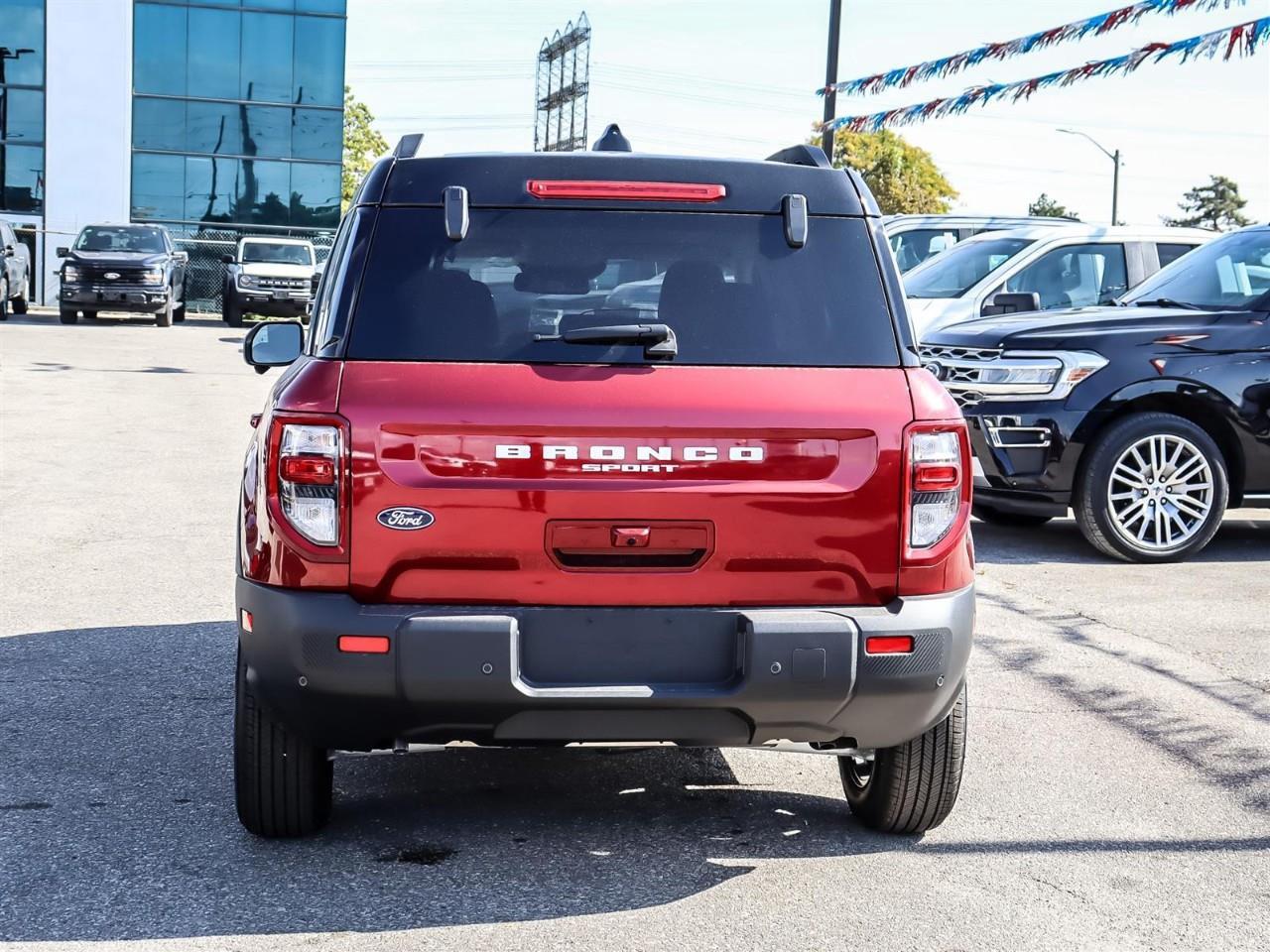 2026 Ford Bronco Sport Outer Banks Photo4