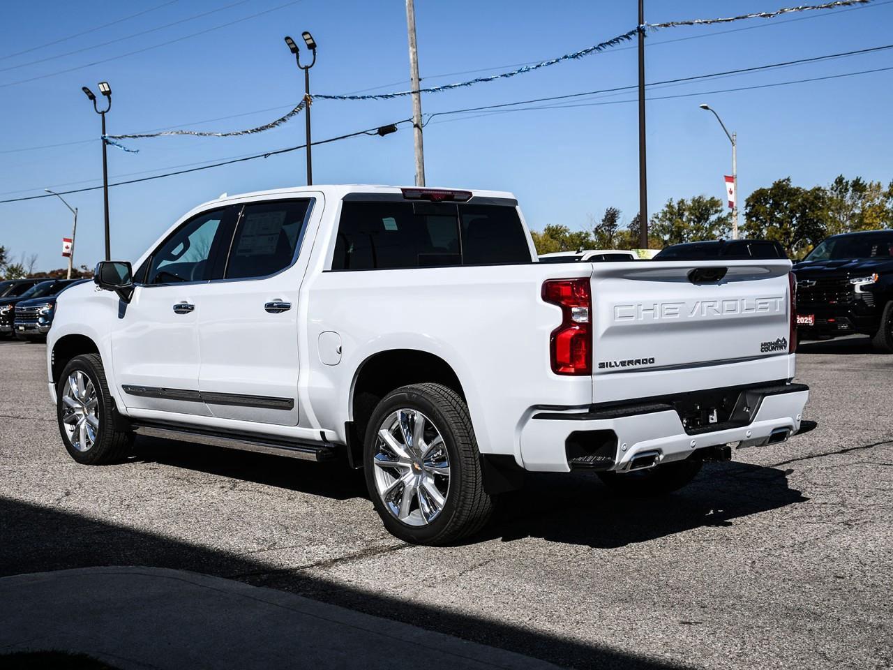 2026 Chevrolet Silverado 1500 High Country Photo3