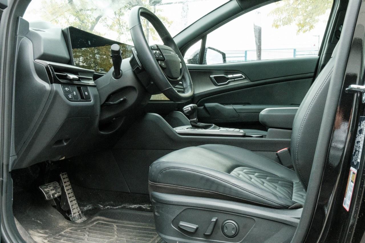 2026 Kia Sportage X-Line Limited AWD w/Black Interior Photo