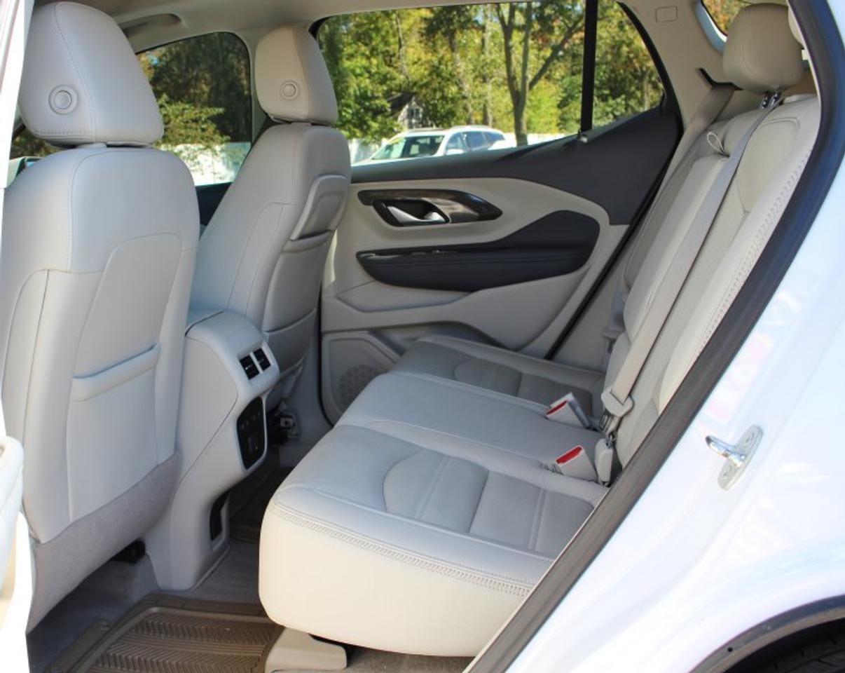 2022 GMC Terrain Denali*LowKs*AWD*Heated Leather*MoonRoof*Media Photo