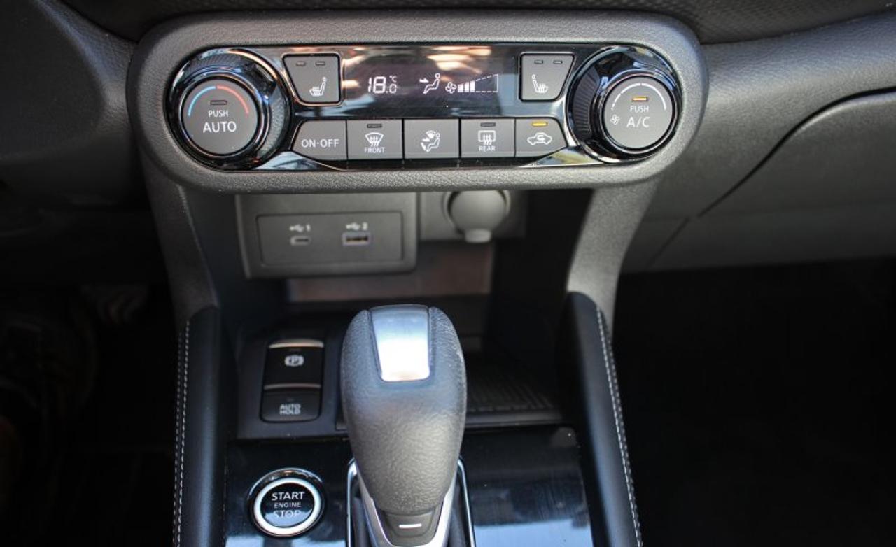 2024 Nissan Kicks SV*Low Ks*Heated Seats*CarPlay*Rear Cam Photo