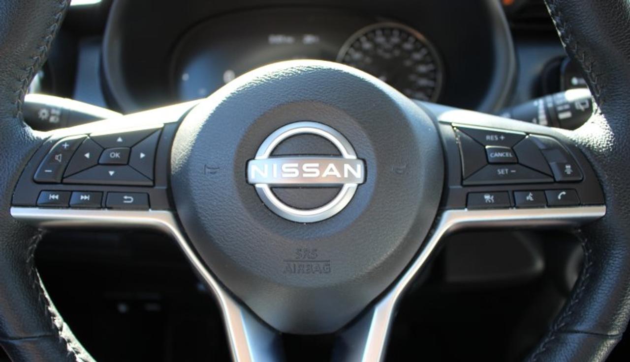 2024 Nissan Kicks SV*Low Ks*Heated Seats*CarPlay*Rear Cam Photo