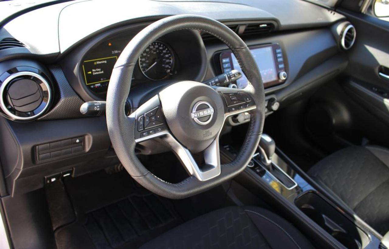 2024 Nissan Kicks SV*Low Ks*Heated Seats*CarPlay*Rear Cam Photo