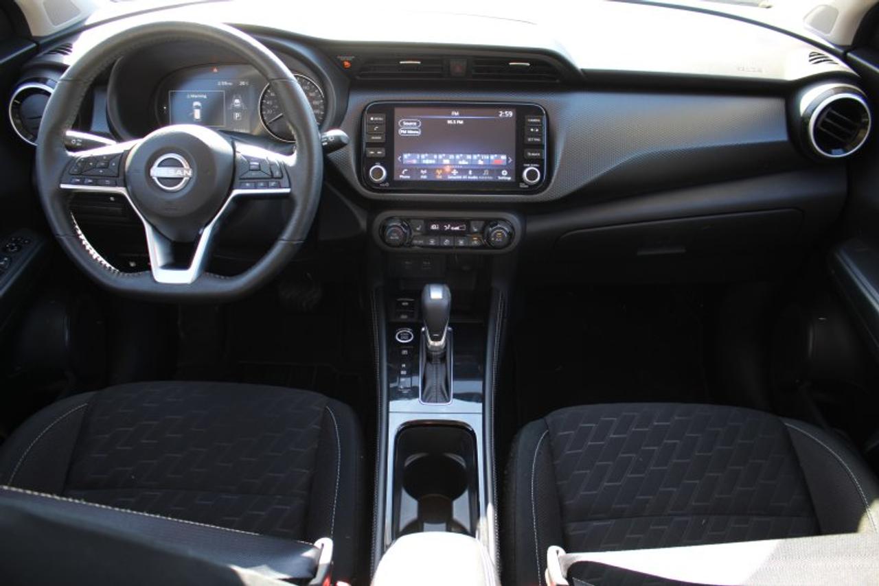 2024 Nissan Kicks SV*Low Ks*Heated Seats*CarPlay*Rear Cam Photo