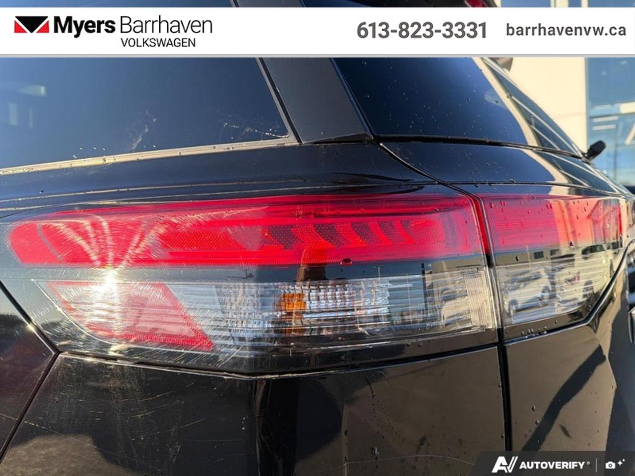 2024 Nissan Pathfinder SL  - Leather Seats Photo