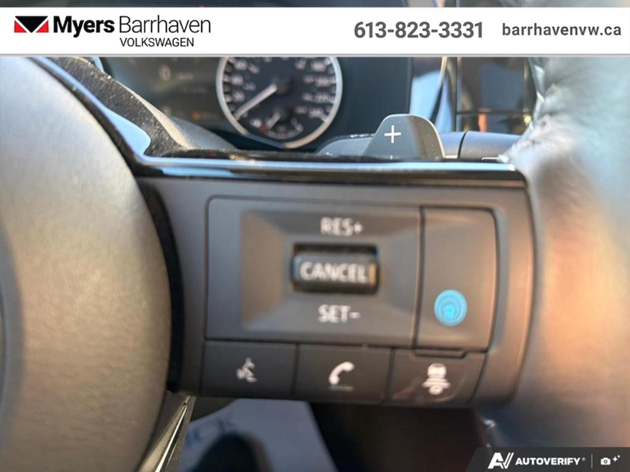 2024 Nissan Pathfinder SL  - Leather Seats Photo