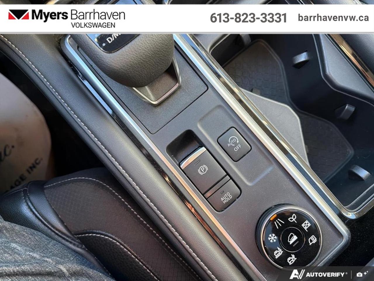 2024 Nissan Pathfinder SL  - Leather Seats Photo