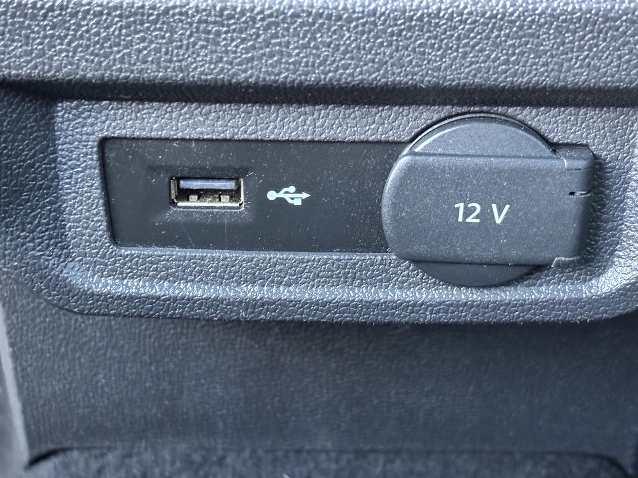 2018 Volkswagen Tiguan Comfortline ** AWD, BSM, CARPLAY ** Photo